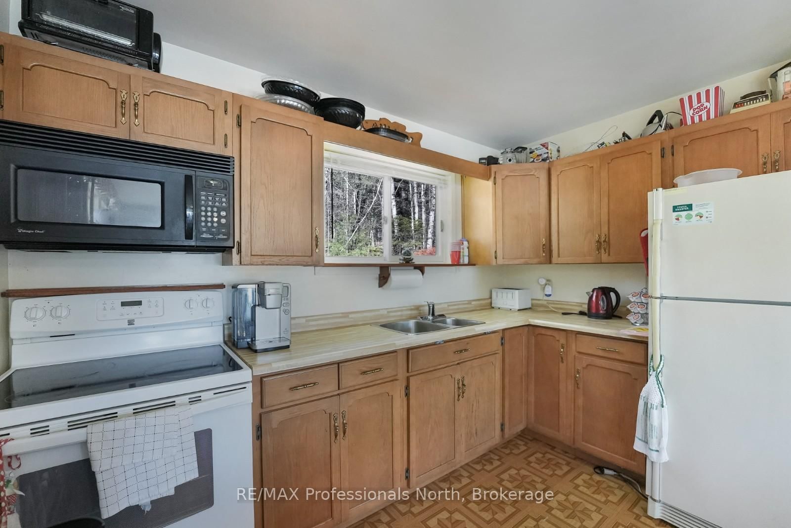 3382 Kushog Lake Road • Algonquin Highlands, ON photo 11