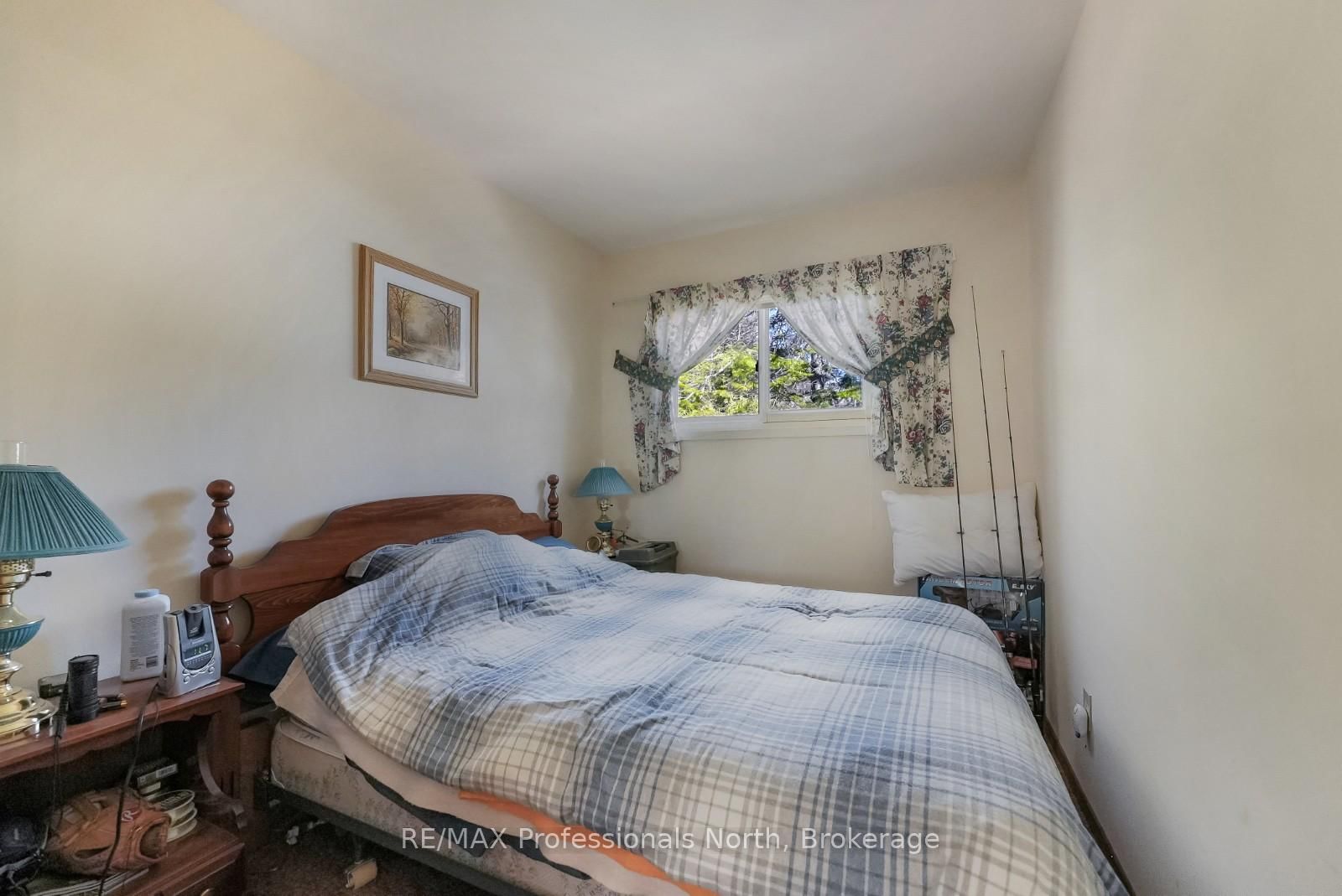 3382 Kushog Lake Road • Algonquin Highlands, ON photo 14