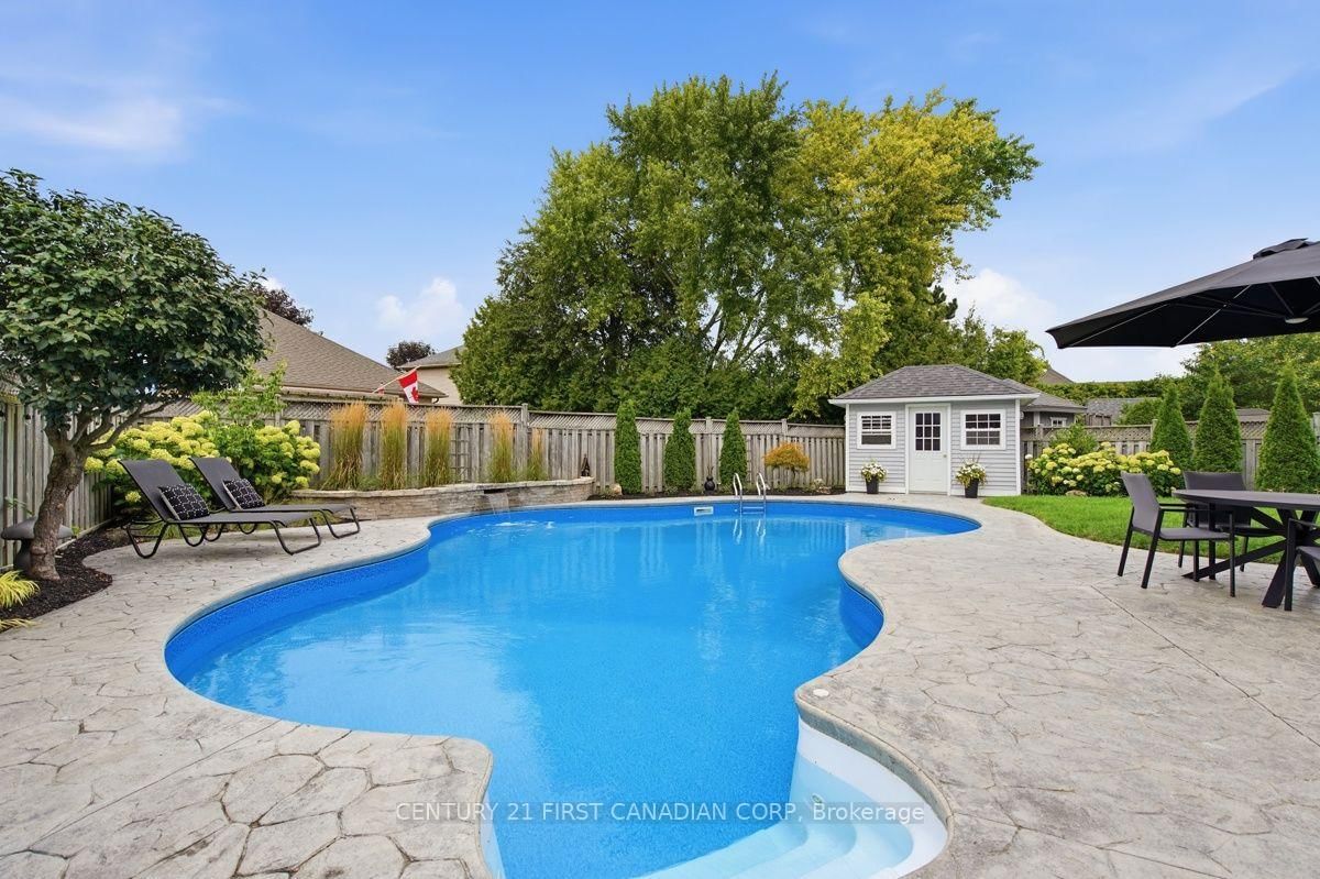 66 Cobblestone Street • London East, ON photo 39