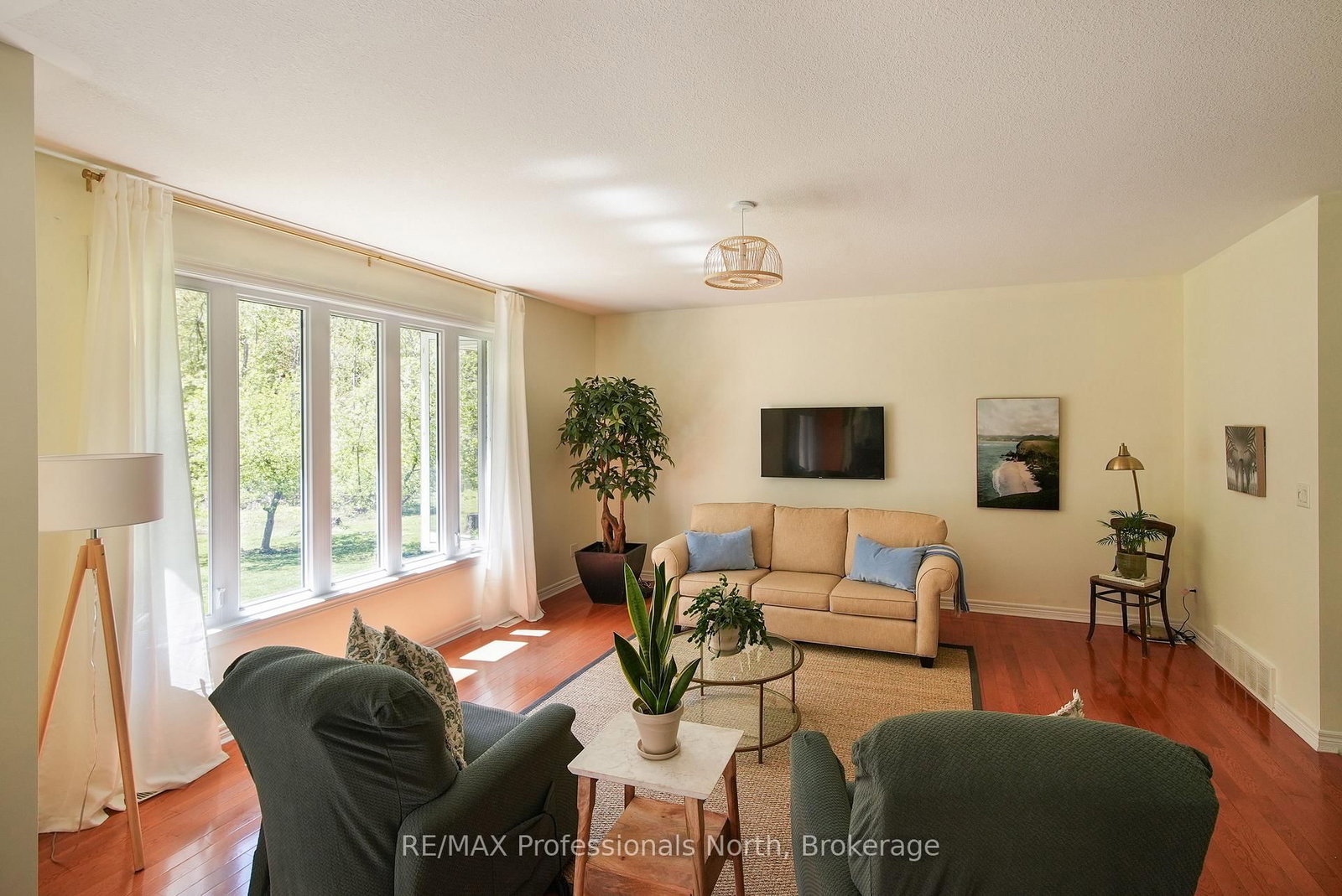 9883 Graham Road • West Elgin, ON photo 16