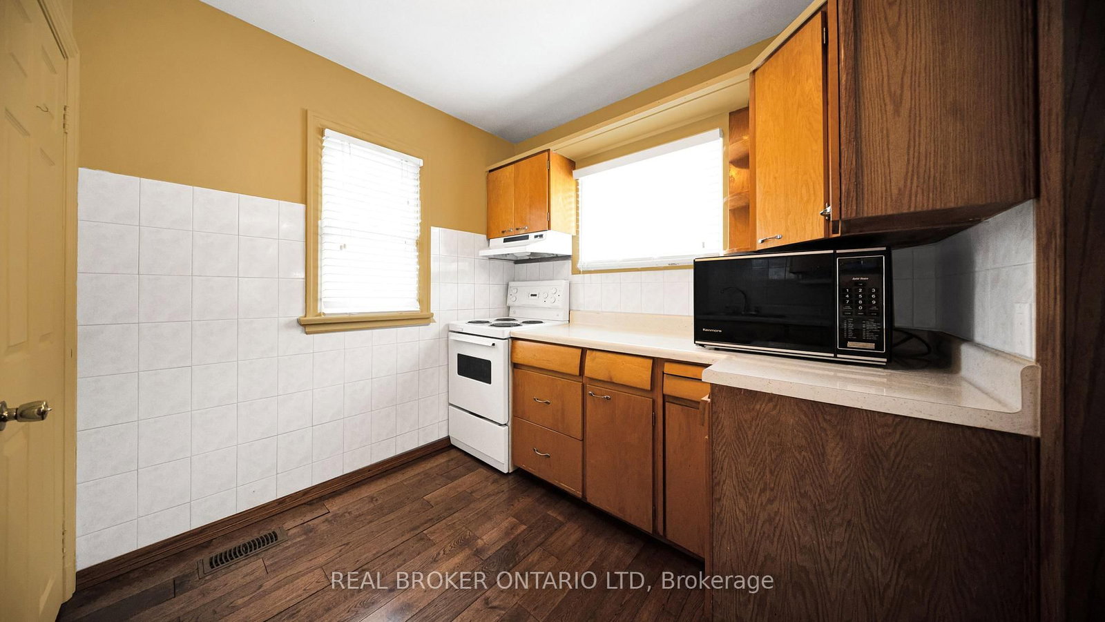 74 Sterling Street • London East, ON photo 10