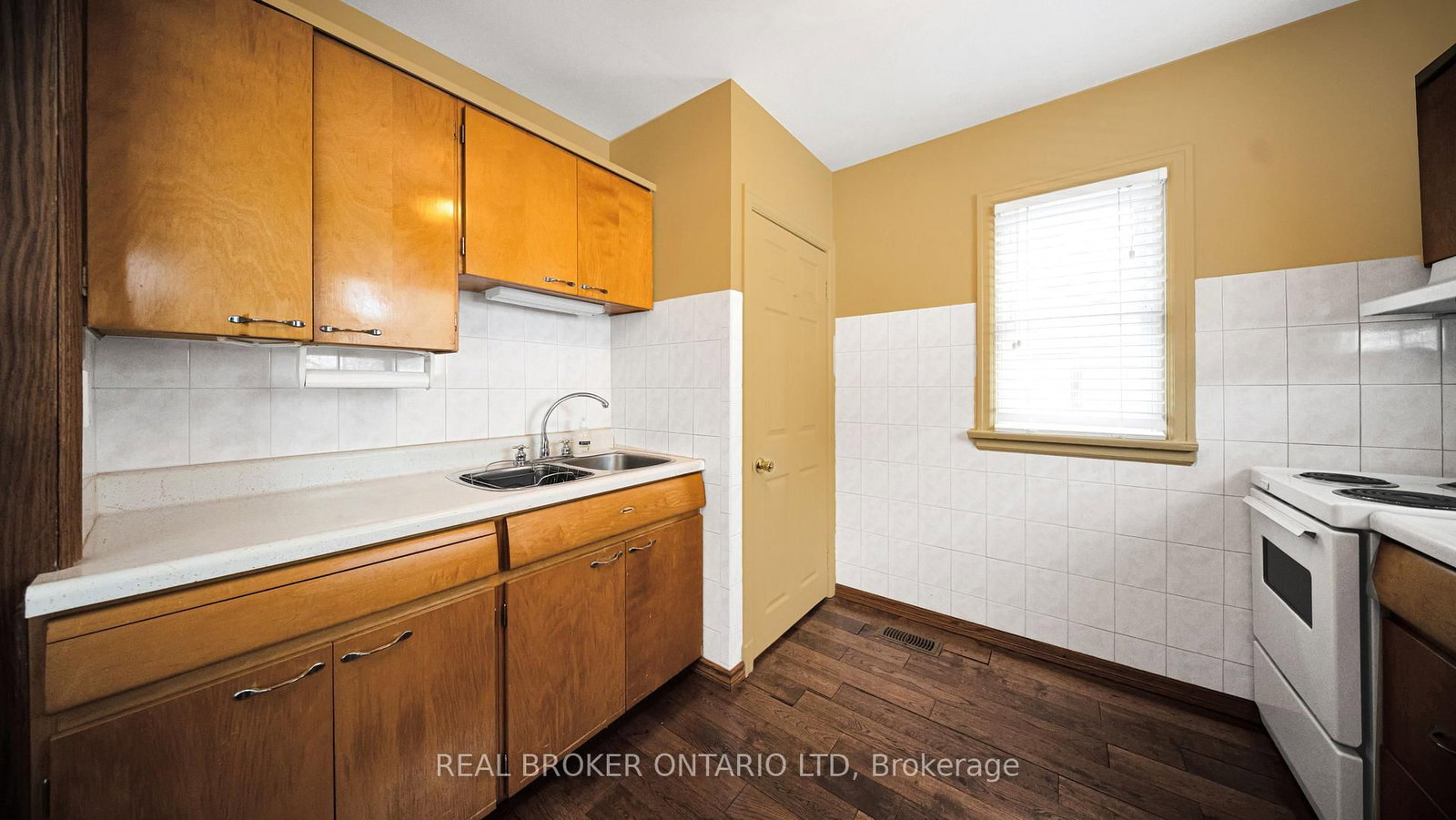 74 Sterling Street • London East, ON photo 11