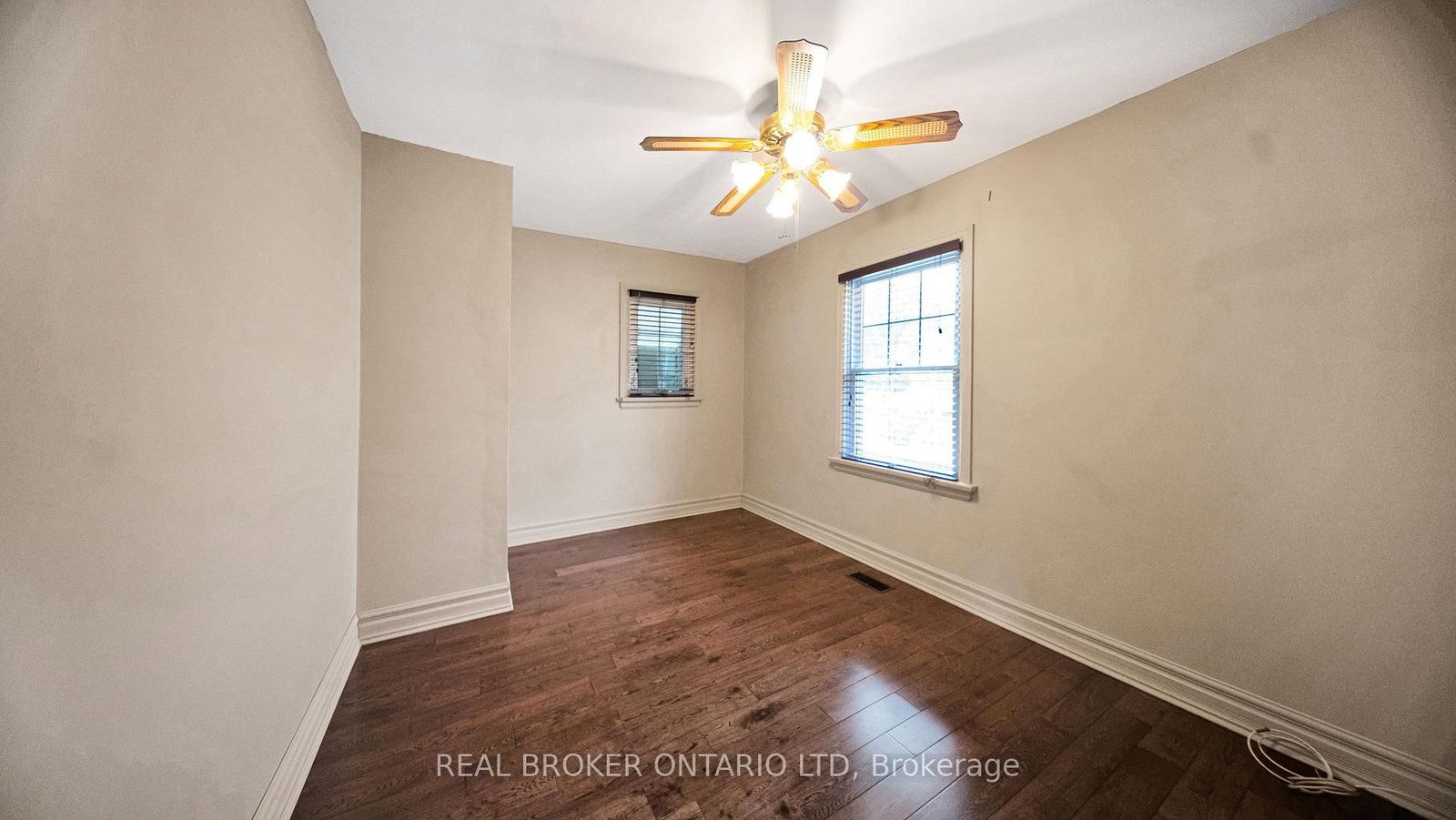 74 Sterling Street • London East, ON photo 15