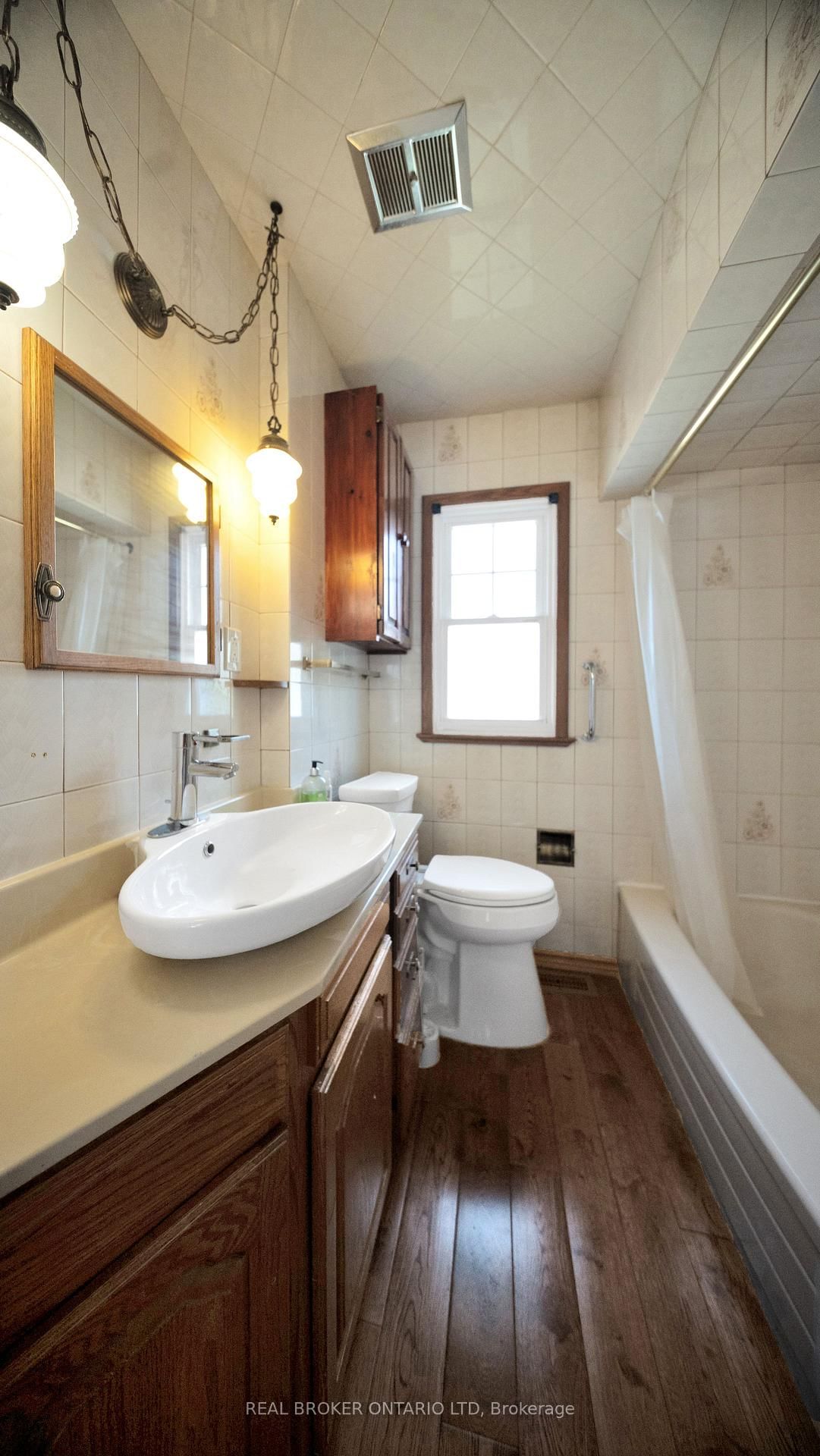 74 Sterling Street • London East, ON photo 16