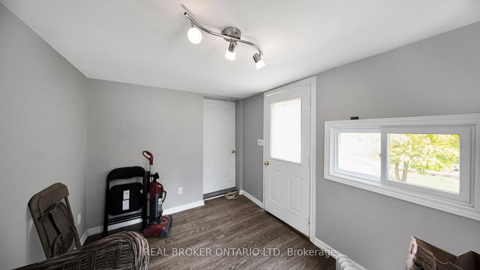 74 Sterling Street • London East, ON photo 17