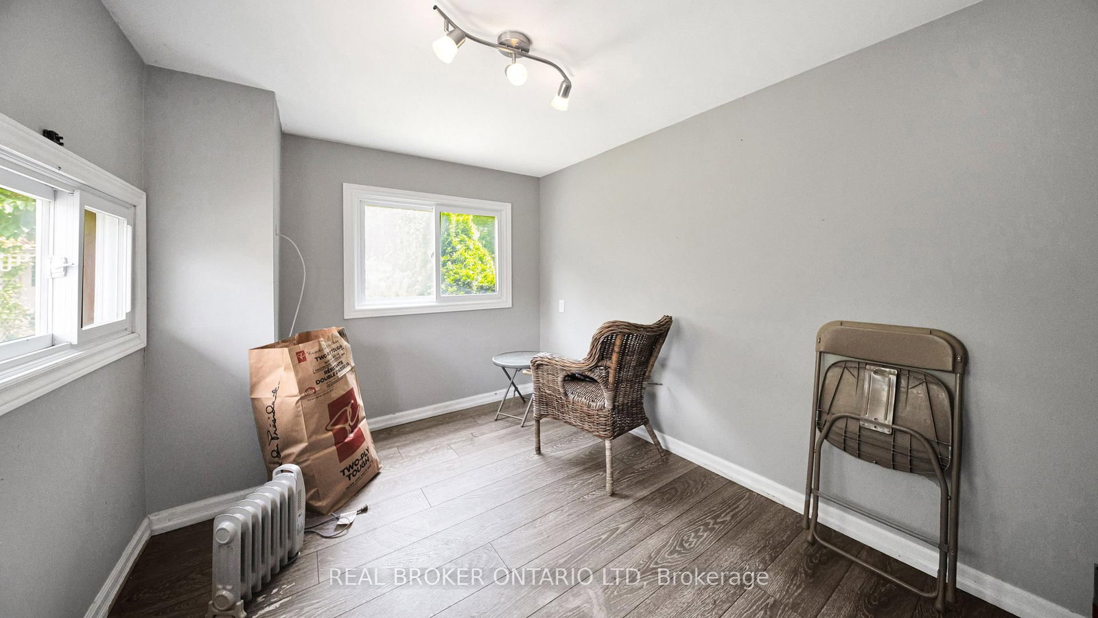 74 Sterling Street • London East, ON photo 18