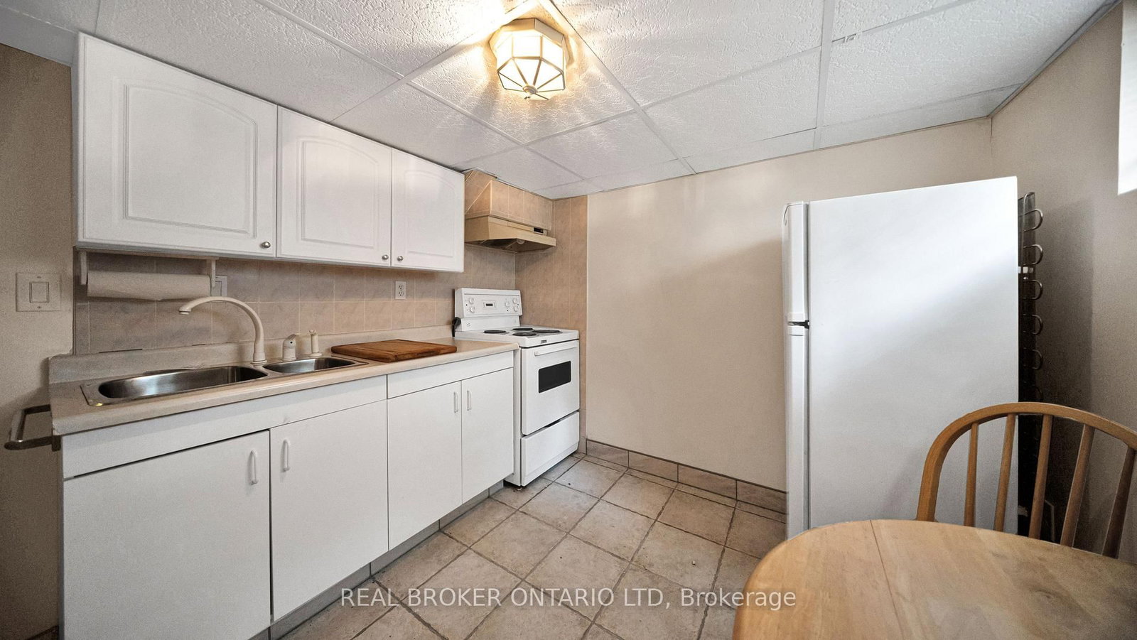 74 Sterling Street • London East, ON photo 24