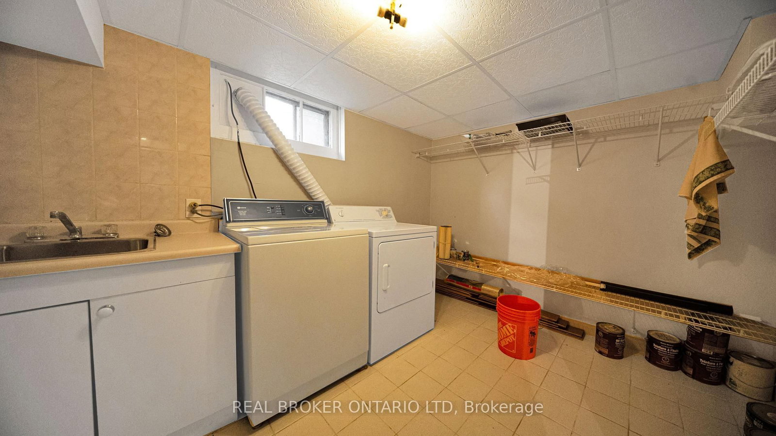 74 Sterling Street • London East, ON photo 27