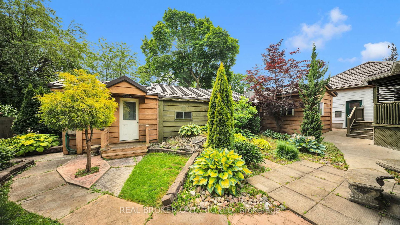74 Sterling Street • London East, ON photo 29