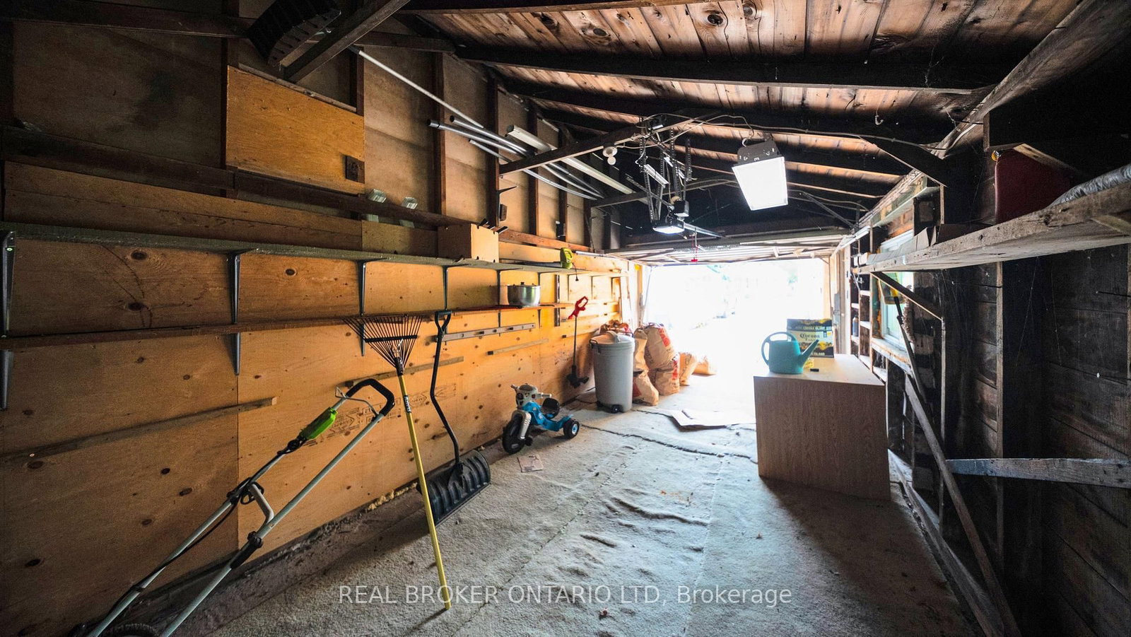 74 Sterling Street • London East, ON photo 42