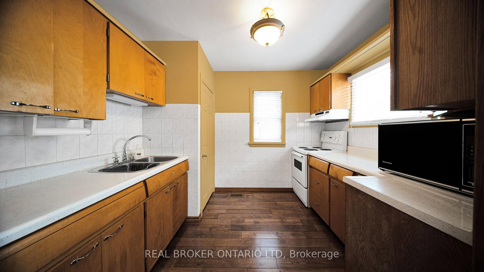 74 Sterling Street • London East, ON photo 9