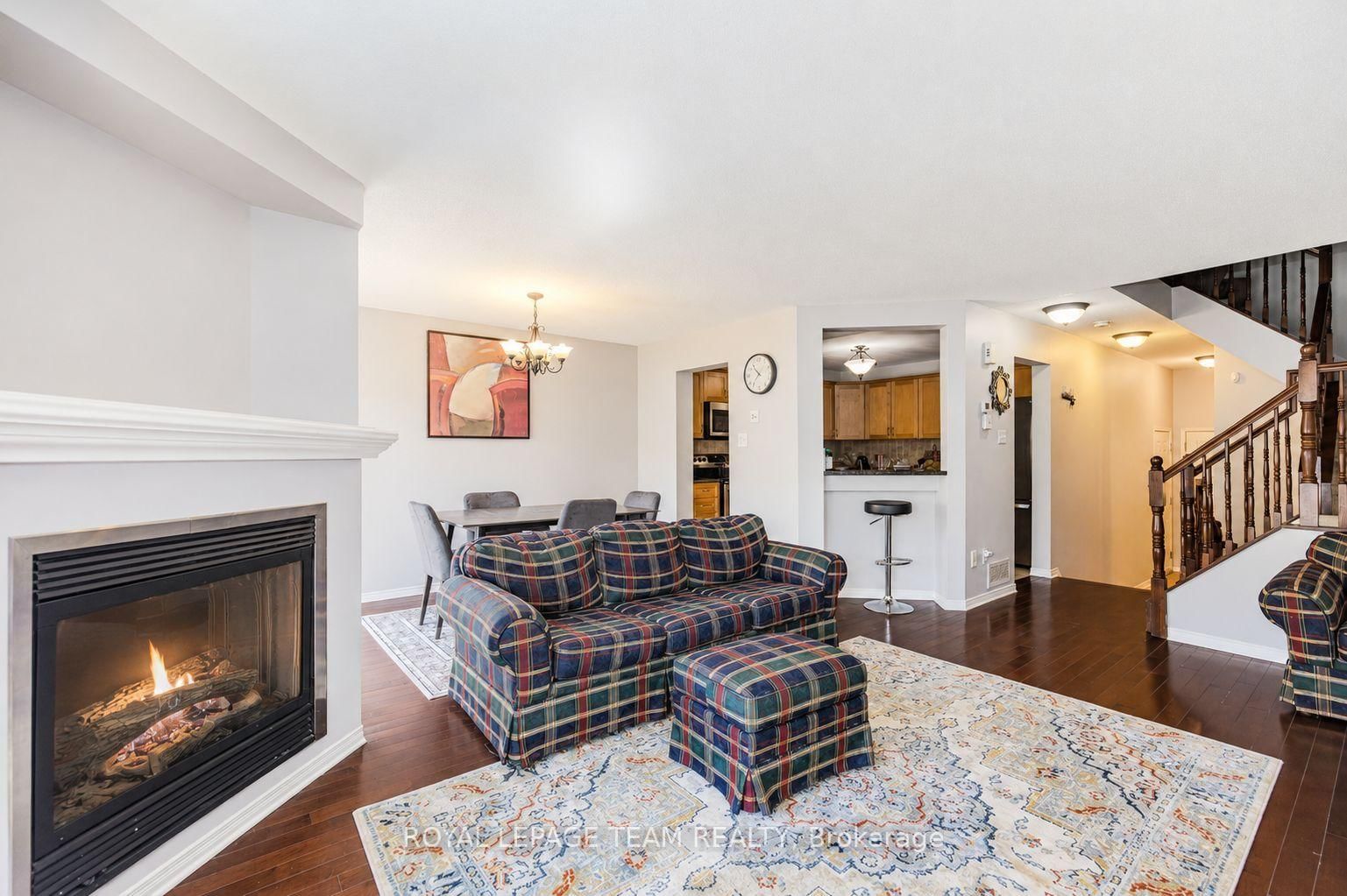 316 BRYARTON Street • Ottawa, ON photo 9