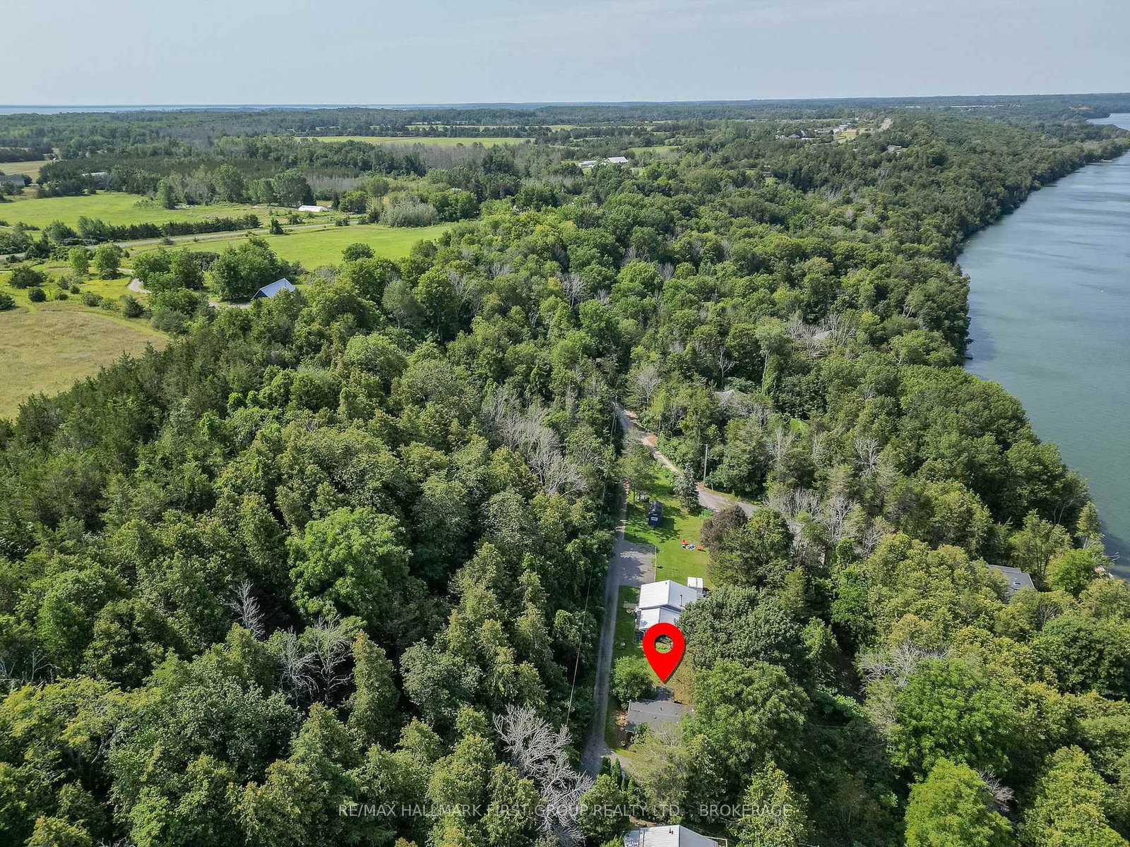 19 Pc Lane • Prince Edward County, ON photo 42