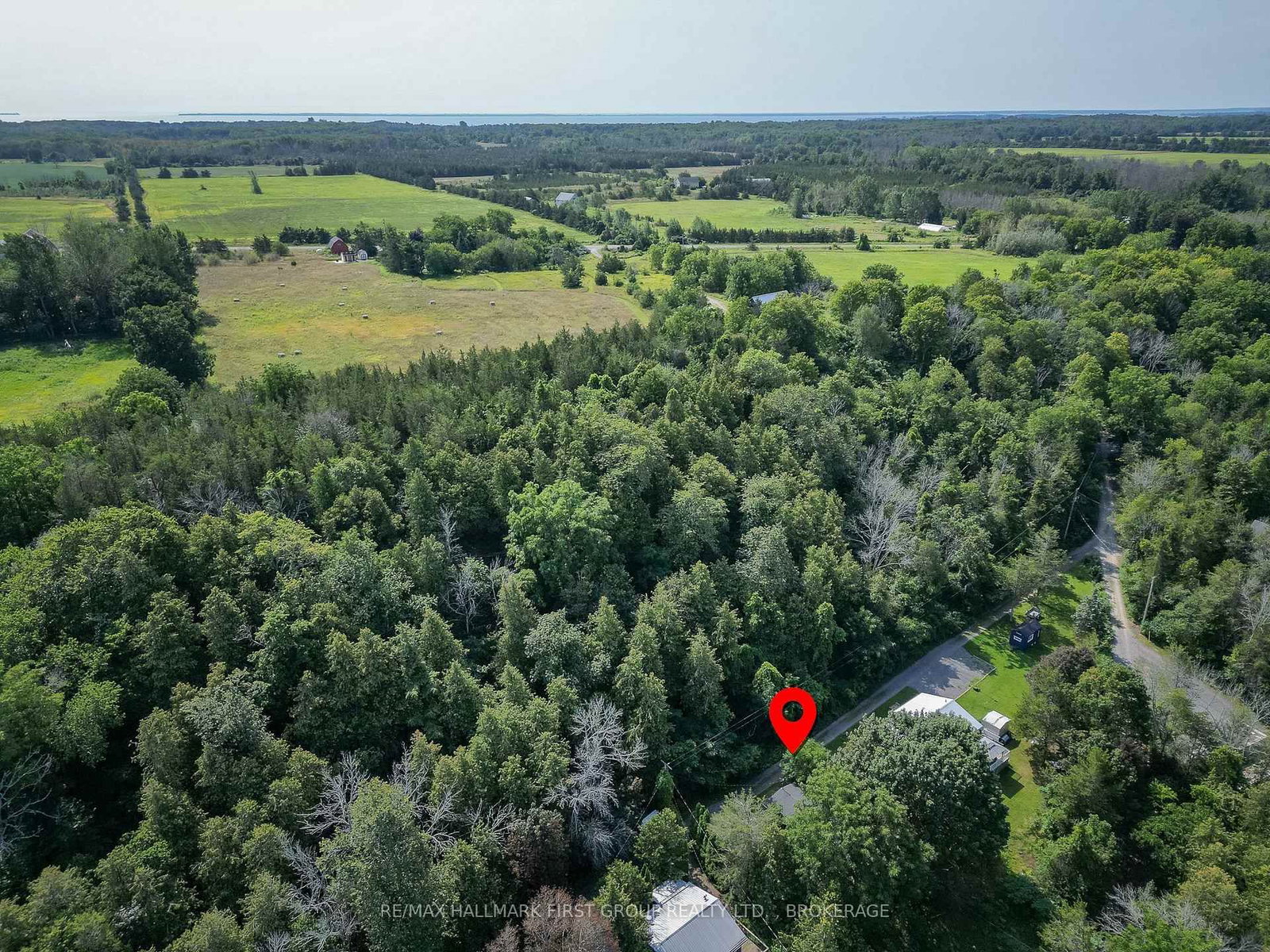 19 Pc Lane • Prince Edward County, ON photo 44
