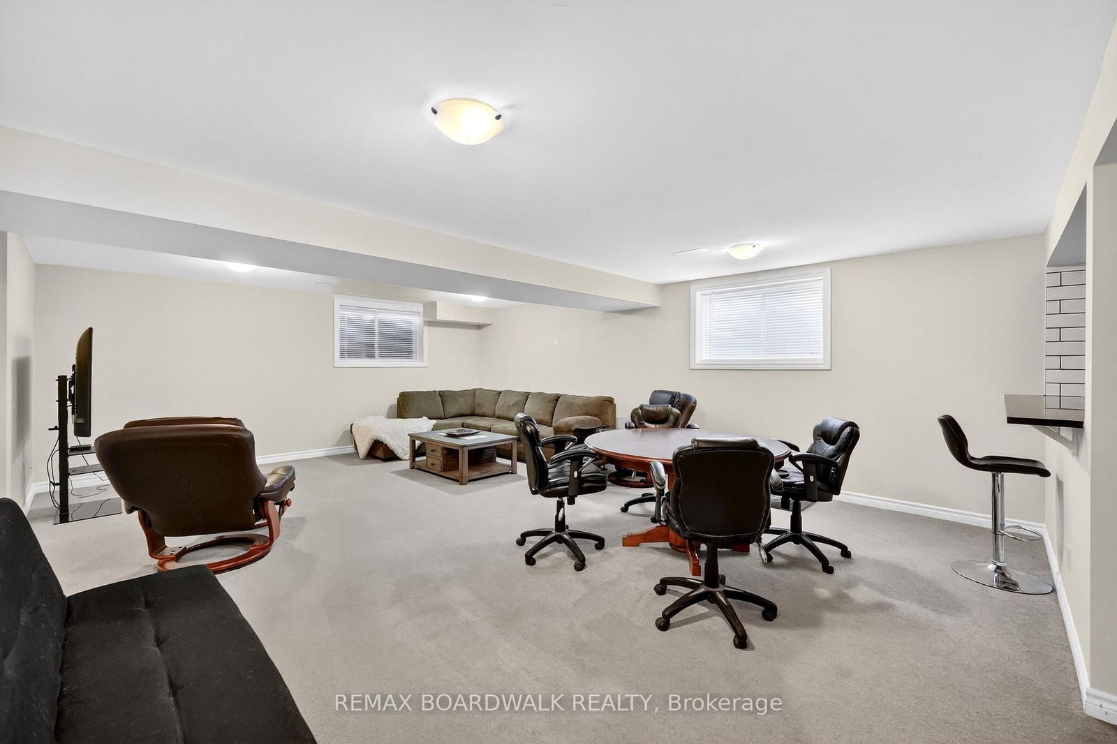 2 Duncanville Street • Russell, ON photo 29