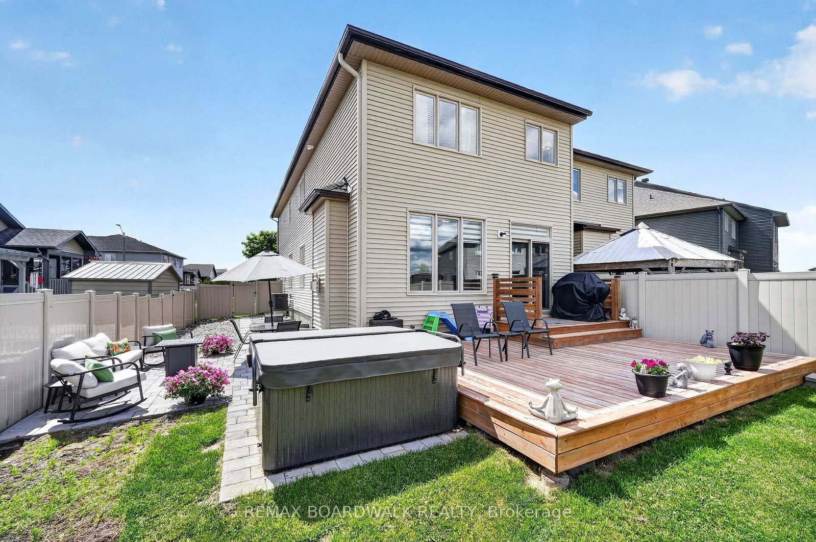 2 Duncanville Street • Russell, ON photo 32