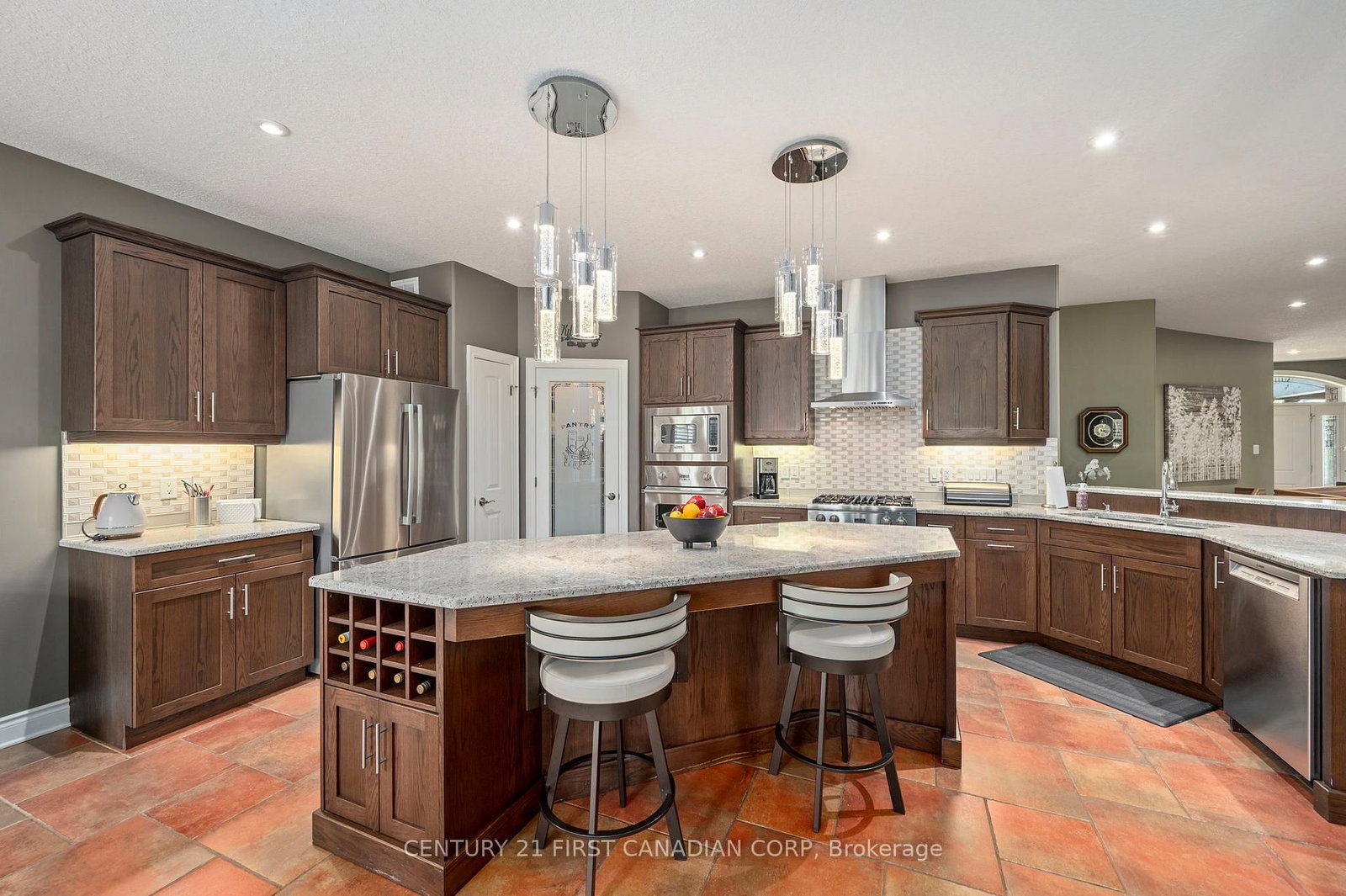 286 Dufferin Street • Central Elgin, ON photo 20