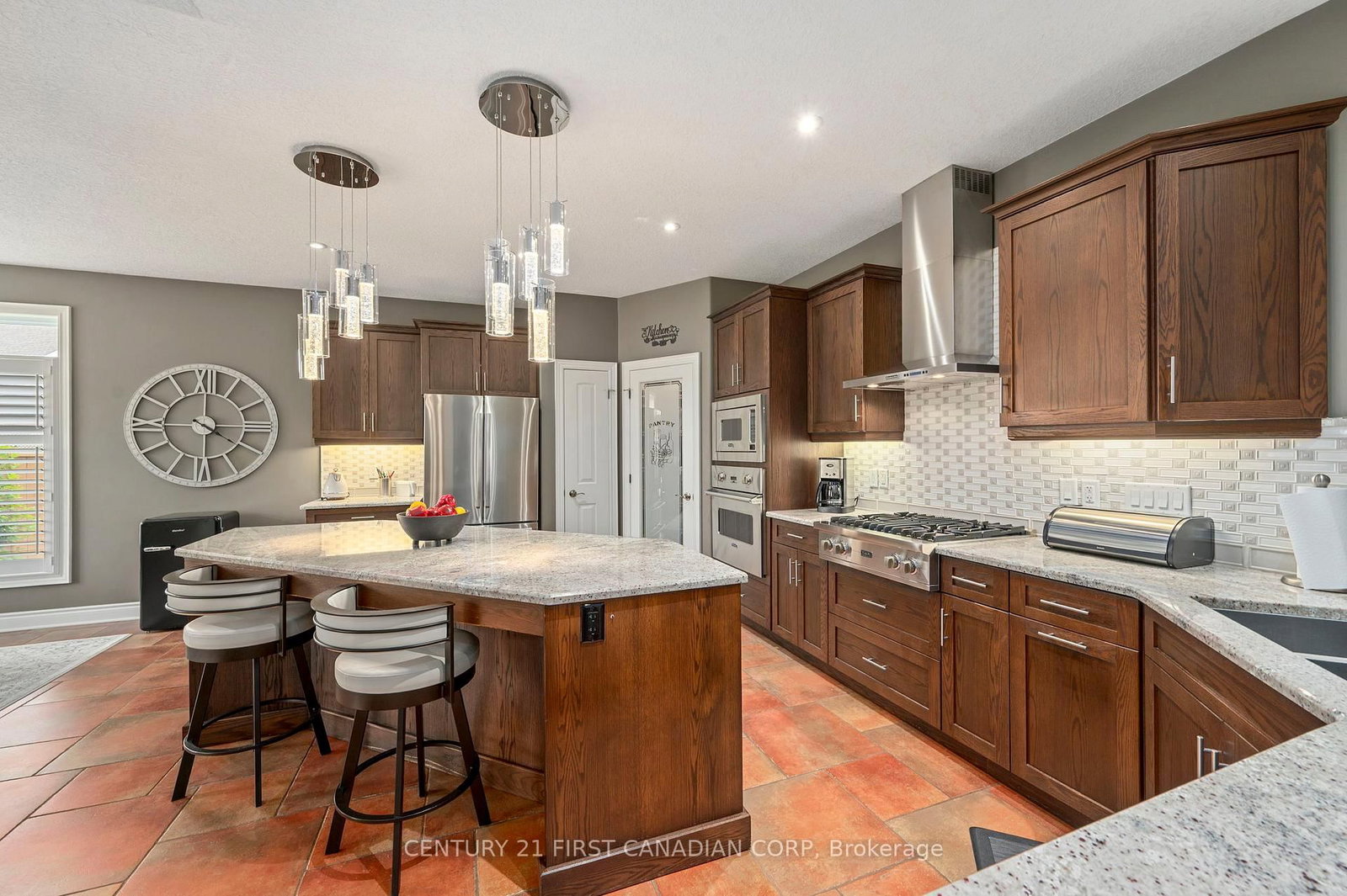 286 Dufferin Street • Central Elgin, ON photo 21