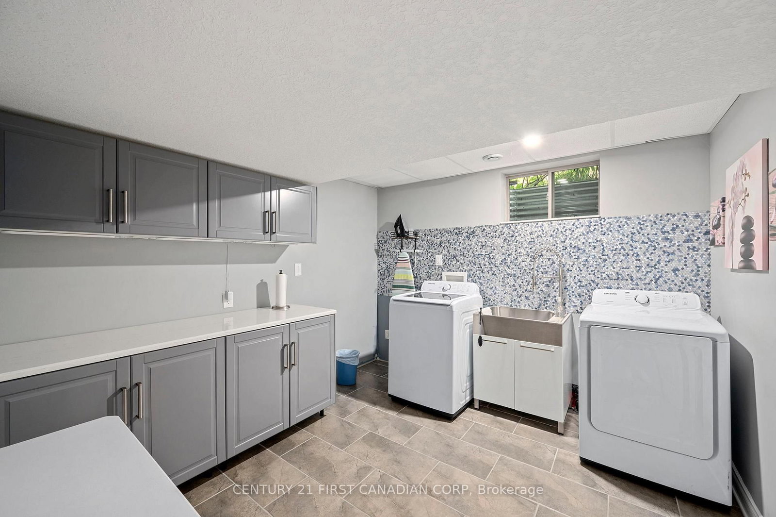 286 Dufferin Street • Central Elgin, ON photo 36
