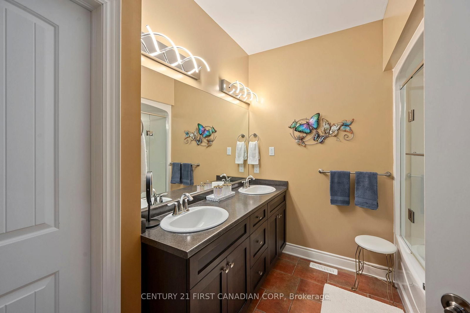 286 Dufferin Street • Central Elgin, ON photo 9