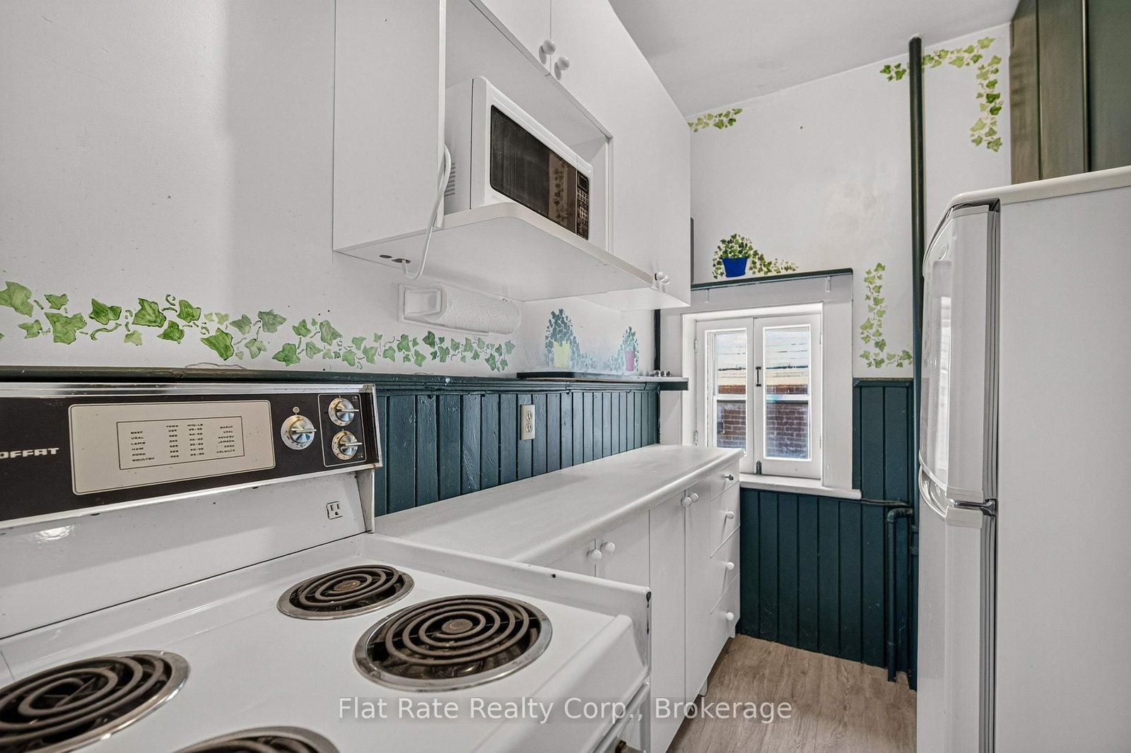 220 LONDON Street • Peterborough, ON photo 21