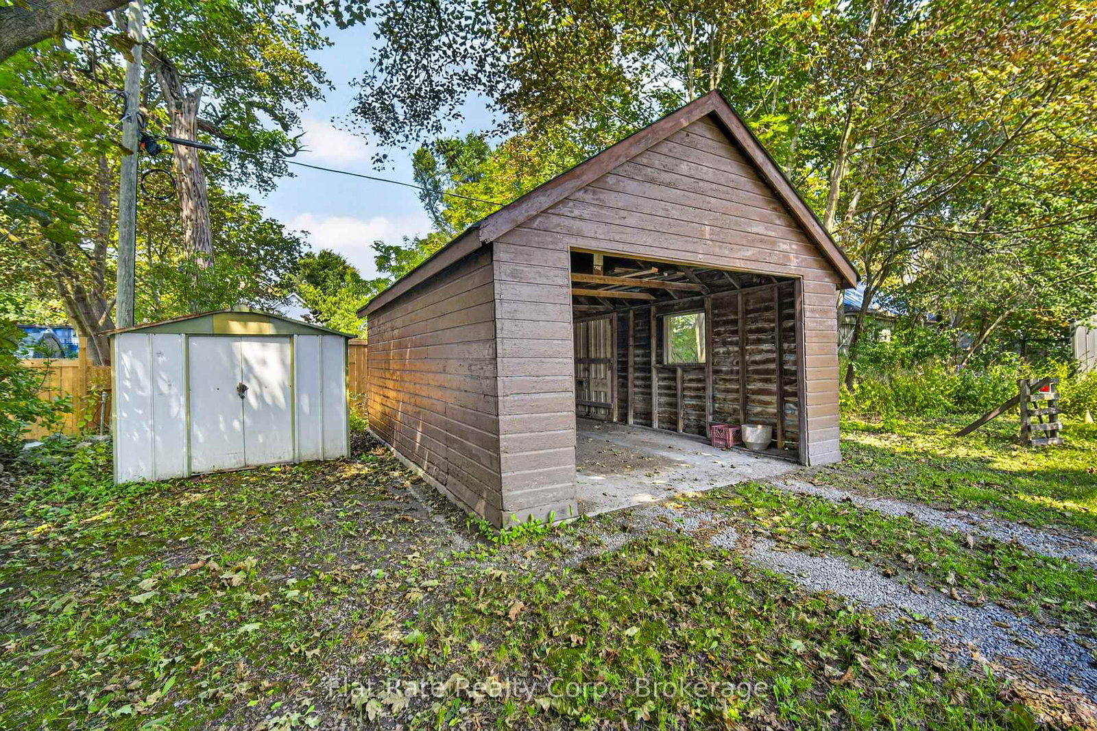 220 LONDON Street • Peterborough, ON photo 32