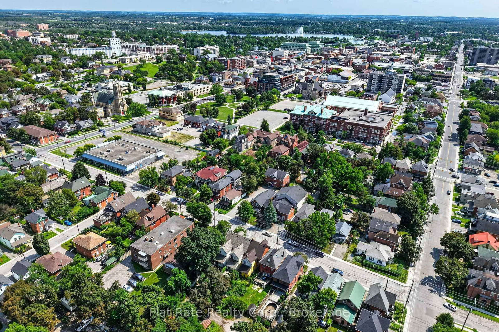 220 LONDON Street • Peterborough, ON photo 36
