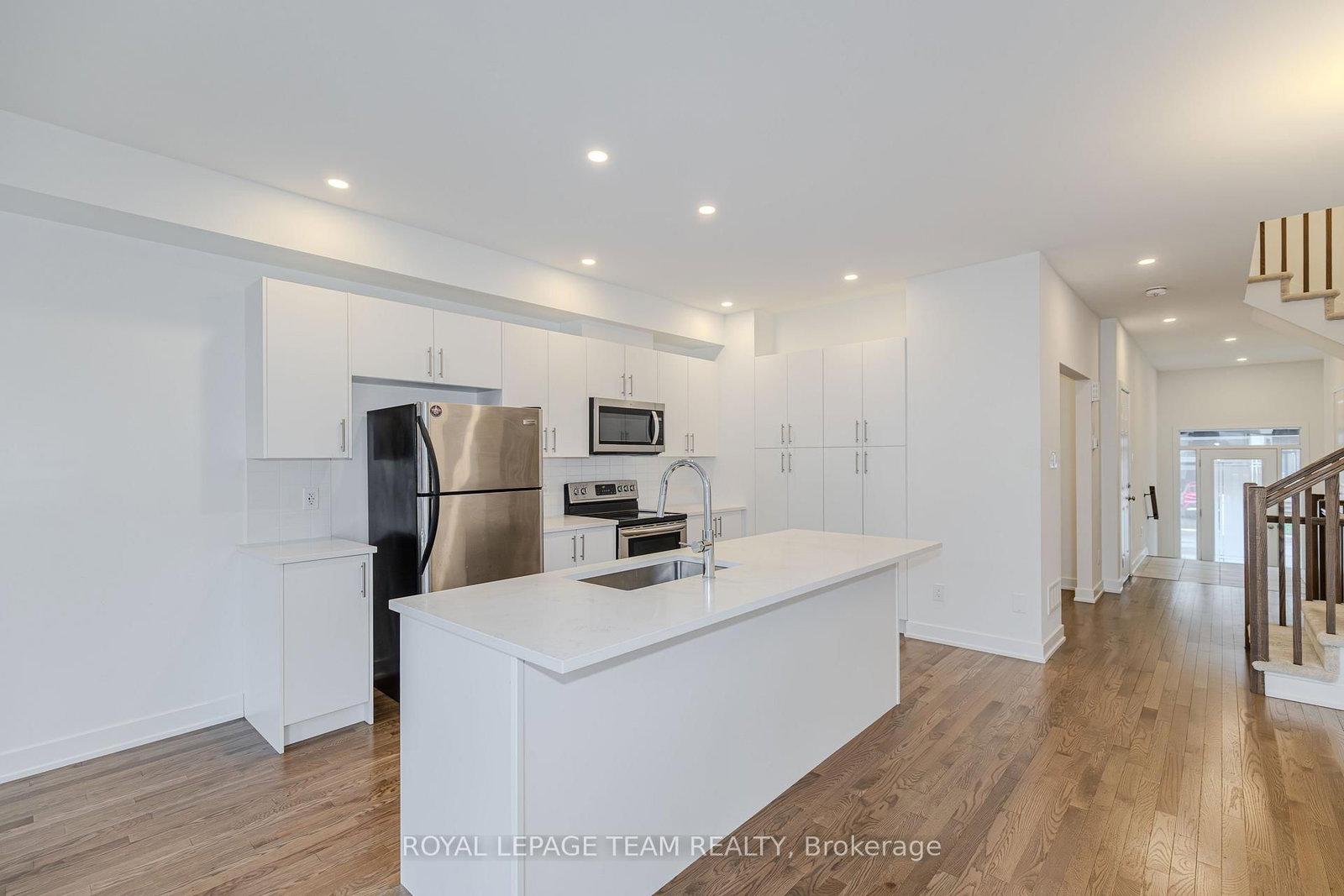 867 Anciano Crescent • Stittsville, ON photo 14