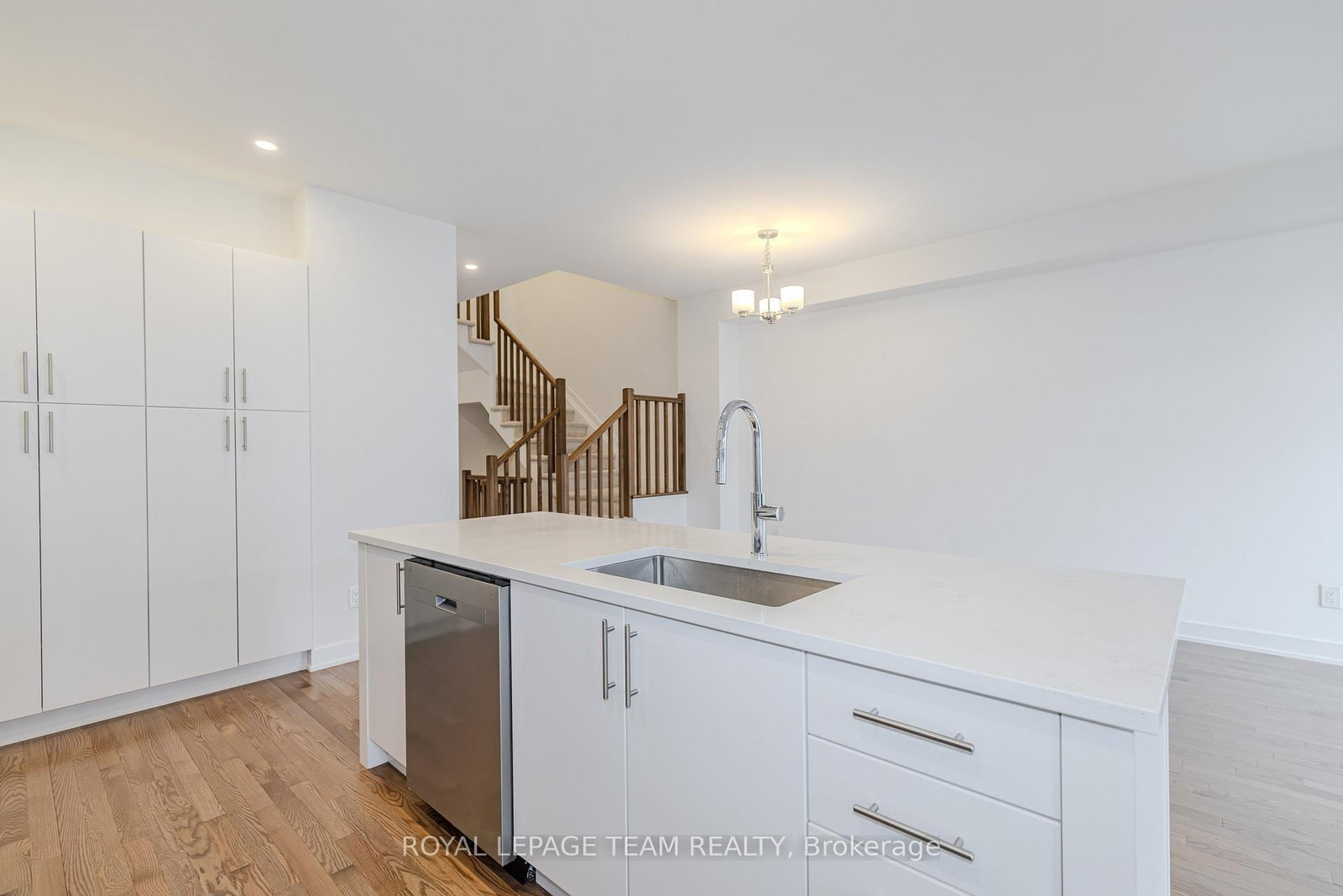 867 Anciano Crescent • Stittsville, ON photo 15