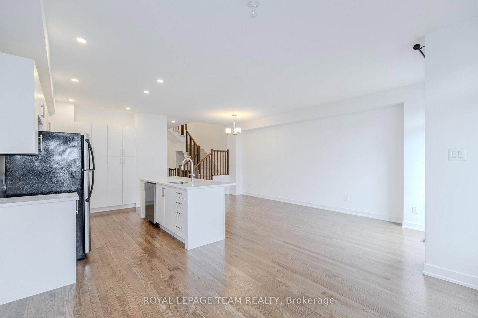 867 Anciano Crescent • Stittsville, ON photo 25