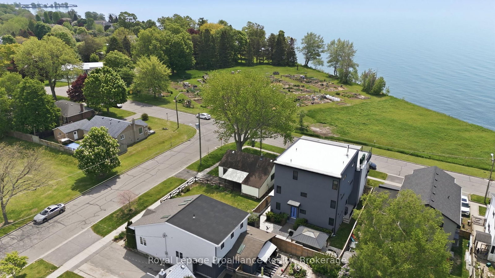 478 Monk Street • Cobourg, ON photo 36