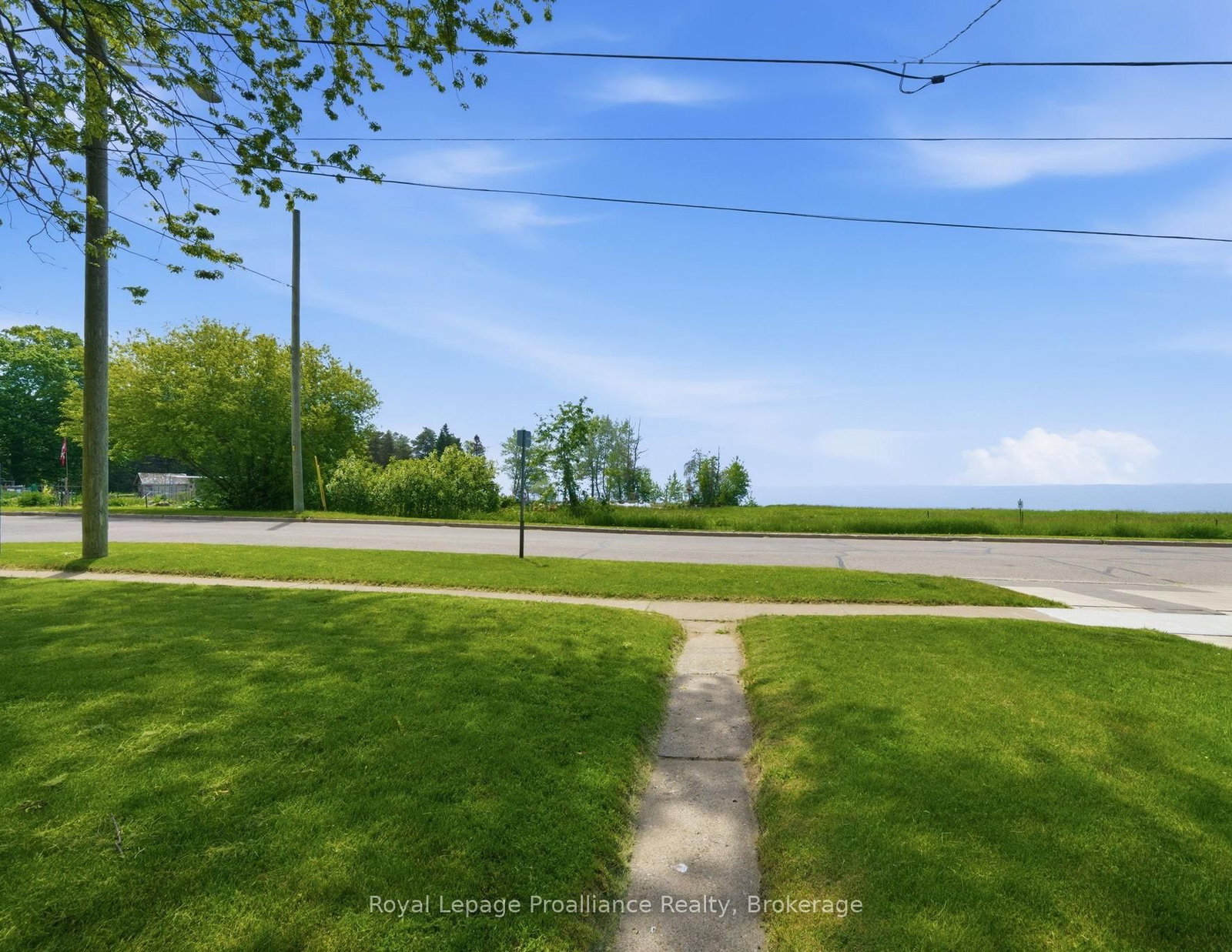 478 Monk Street • Cobourg, ON photo 8