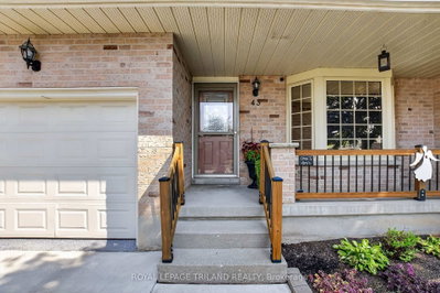 43 Bonnie Place • St. Thomas, ON photo 5
