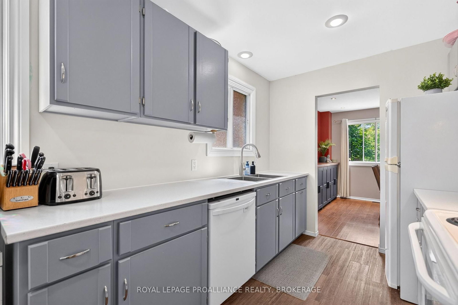 24 Balmoral Court • Kingston, ON photo 17