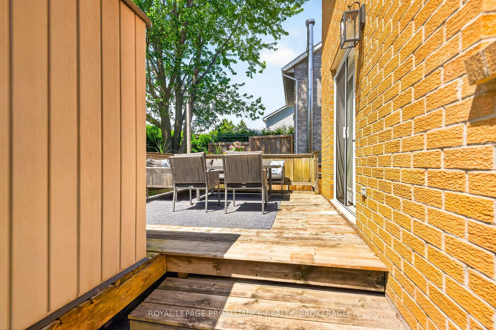 24 Balmoral Court • Kingston, ON photo 39