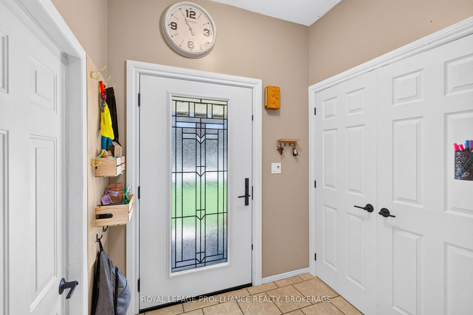 24 Balmoral Court • Kingston, ON photo 4