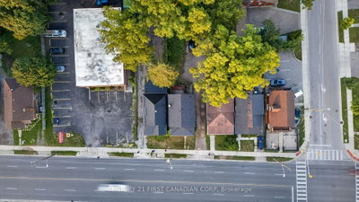 384 Wharncliffe Road S • London South, ON photo 4