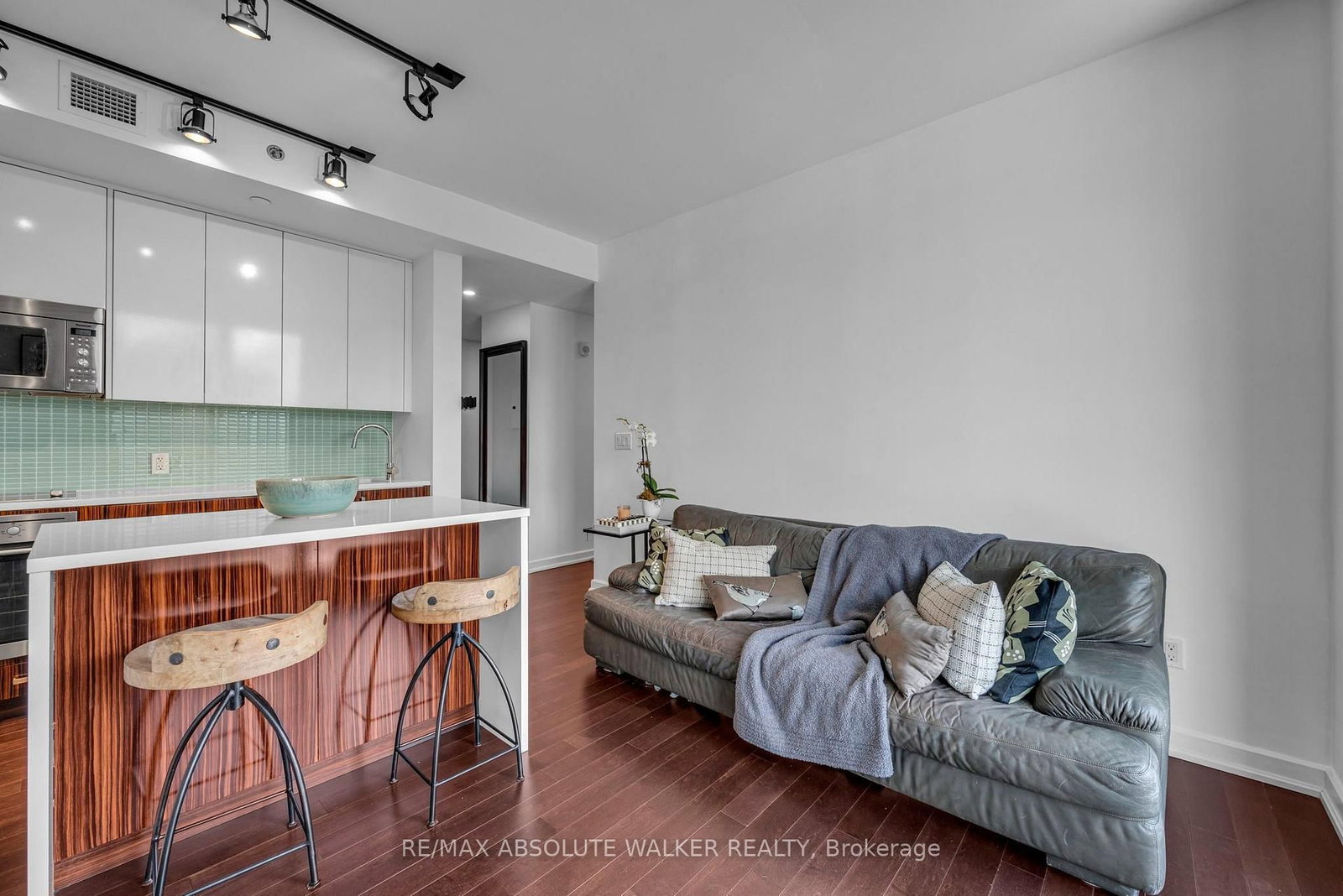 300 Lisgar Street • #810 • Ottawa, ON photo 10