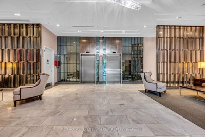 300 Lisgar Street • #810 • Ottawa, ON photo 3
