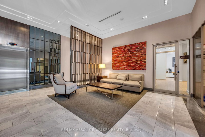 300 Lisgar St photo 4