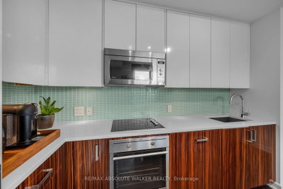 300 Lisgar Street • #810 • Ottawa, ON photo 6