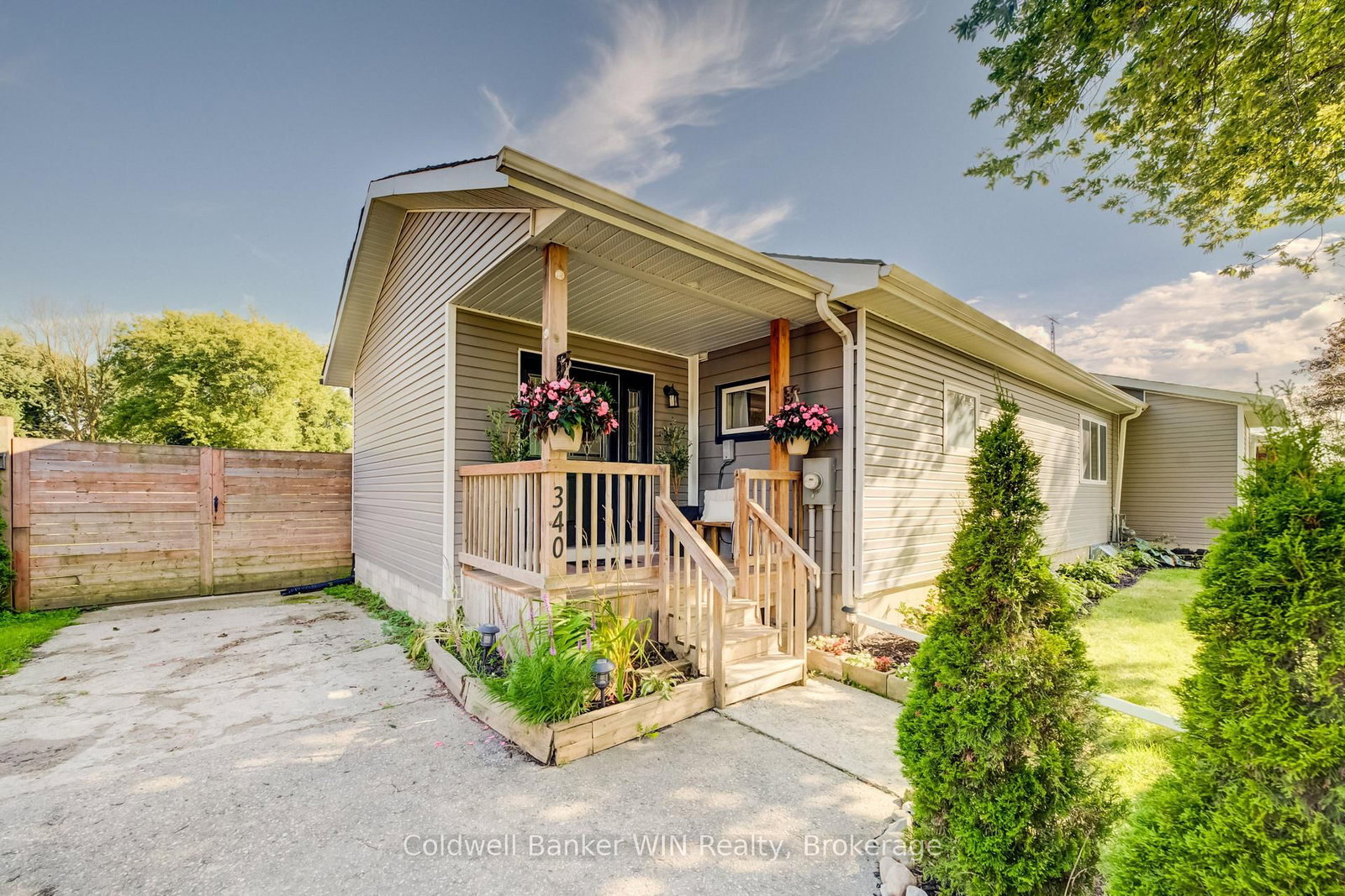 340 Sligo Road W • Wellington North, ON photo 4