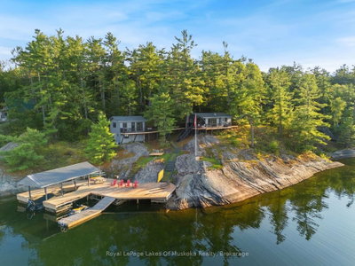 Detached House for sale at 3102 Twelve Mile Bay Road, Georgian Bay, Ontario, P0C 1H0 - Freeman - MLS: X13713442