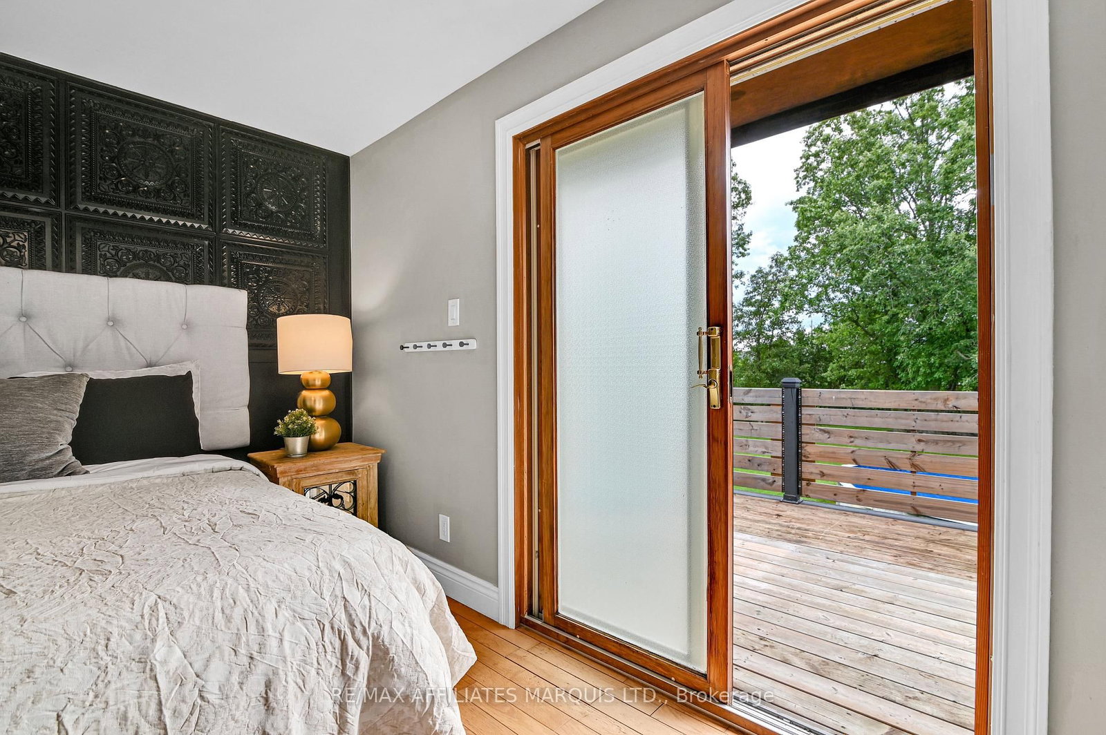 422 HILBERT Avenue • Cornwall, ON photo 16
