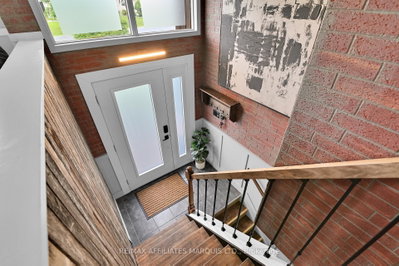 422 HILBERT Avenue • Cornwall, ON photo 3