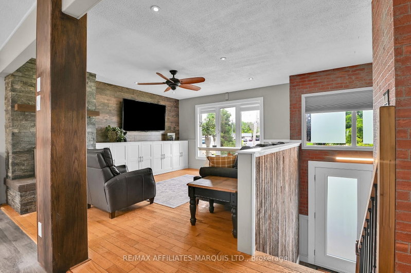 422 HILBERT Ave photo 4