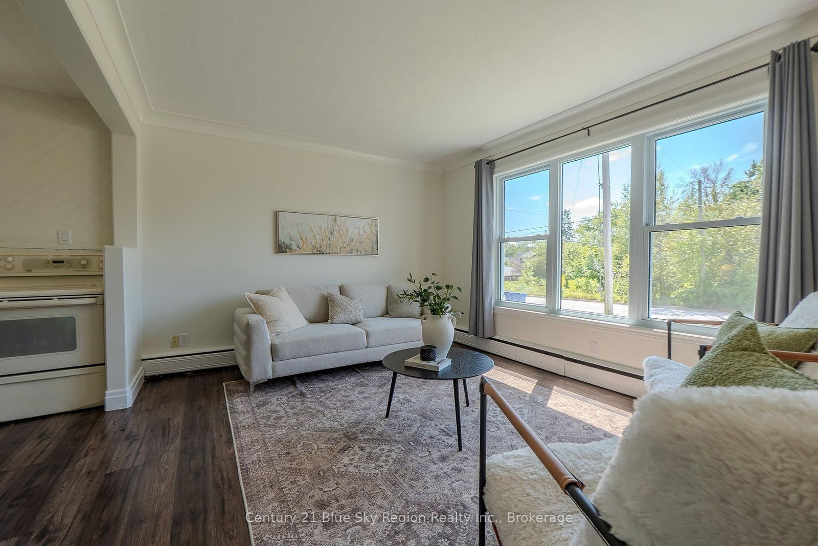 918 COPELAND Street • North Bay, ON photo 3