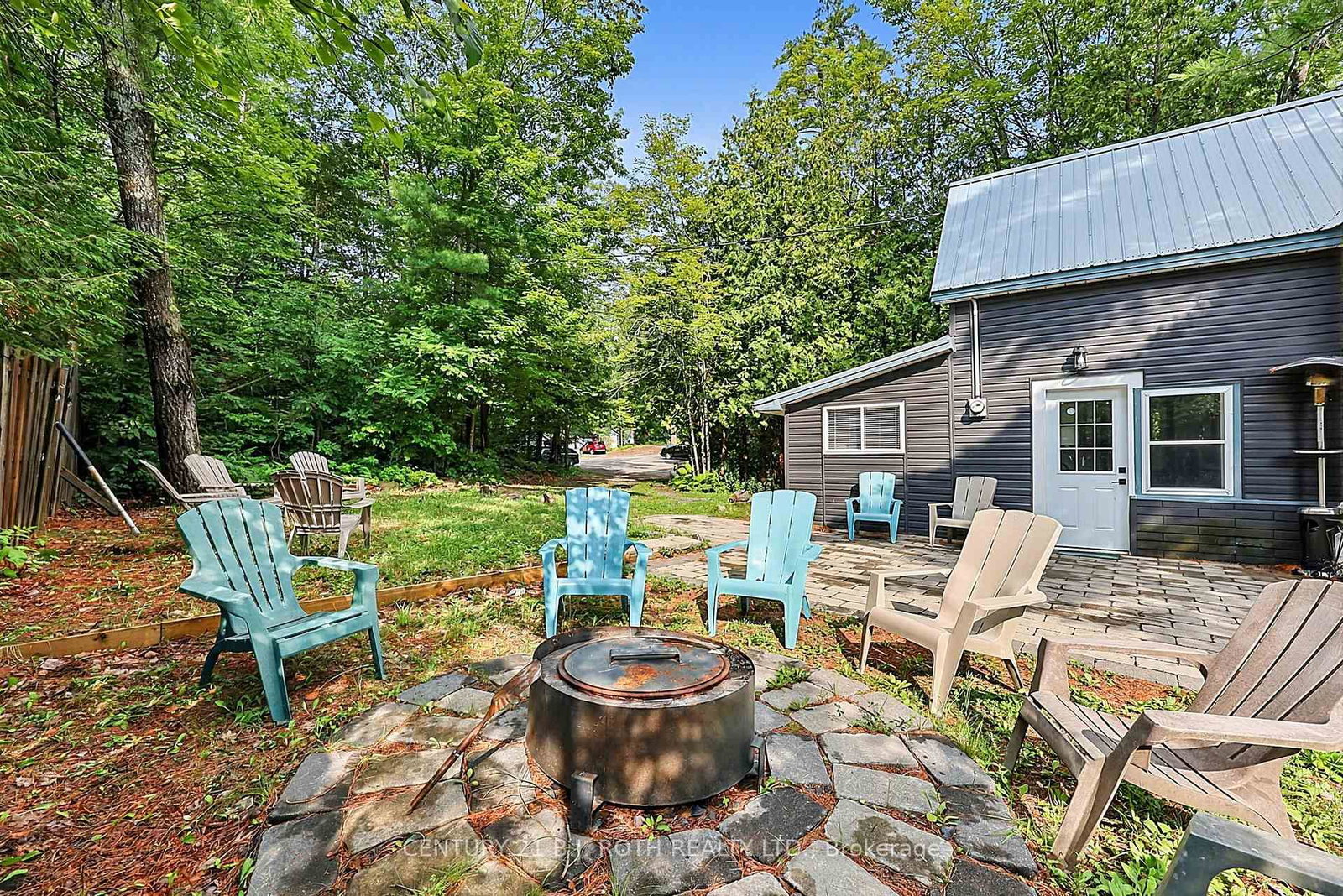 1100 Hewitt Street • Gravenhurst, ON photo 17