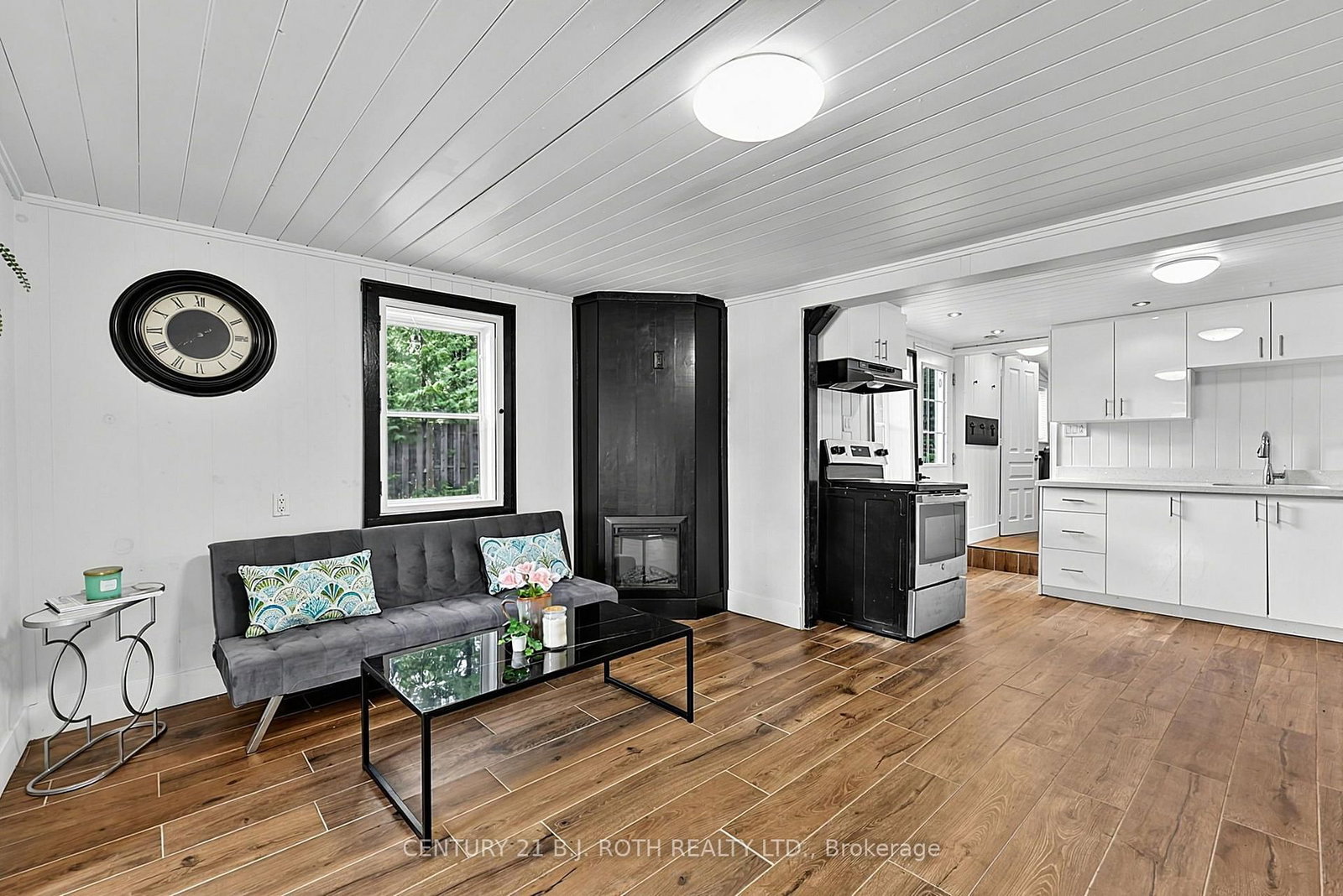 1100 Hewitt Street • Gravenhurst, ON photo 23