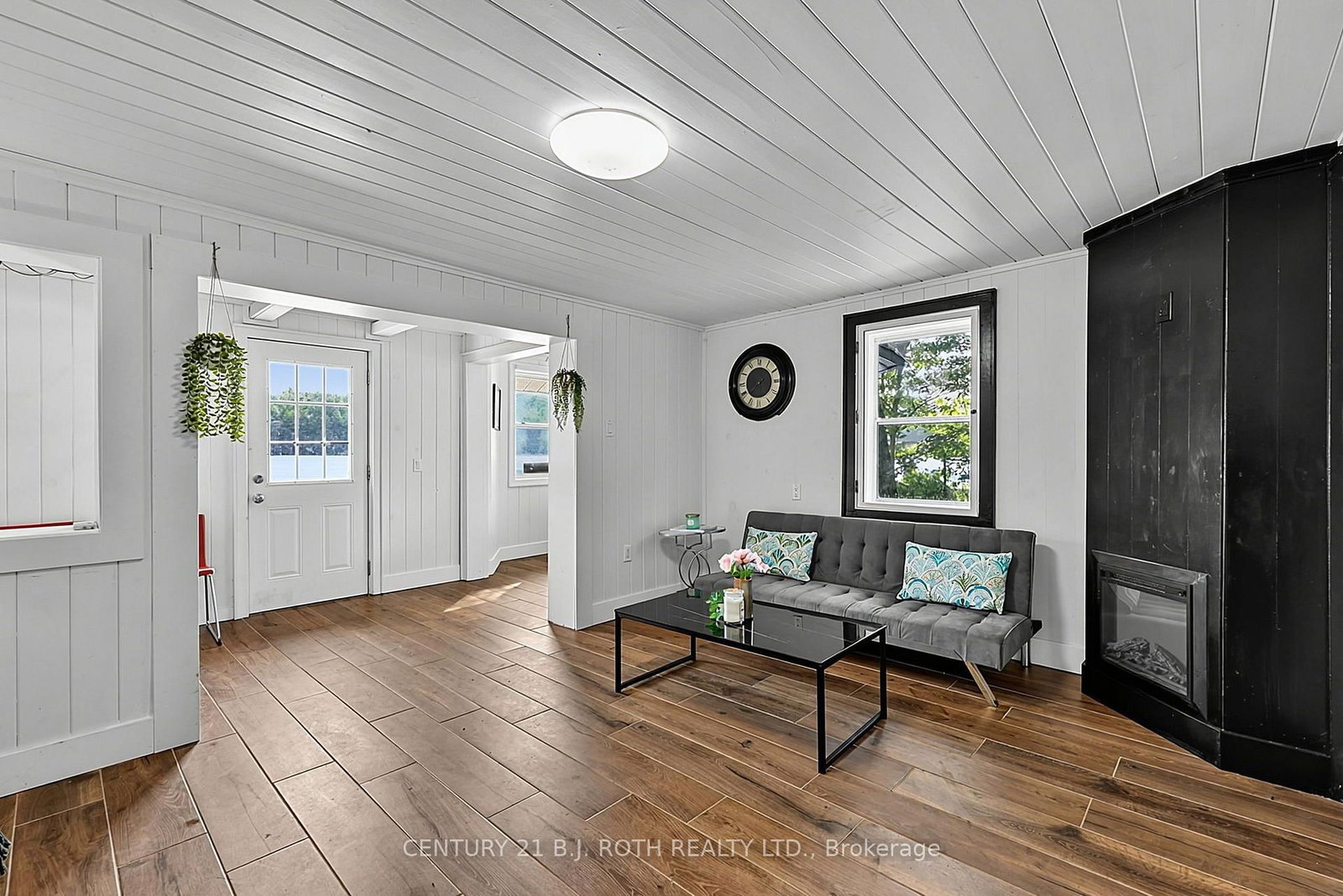 1100 Hewitt Street • Gravenhurst, ON photo 24